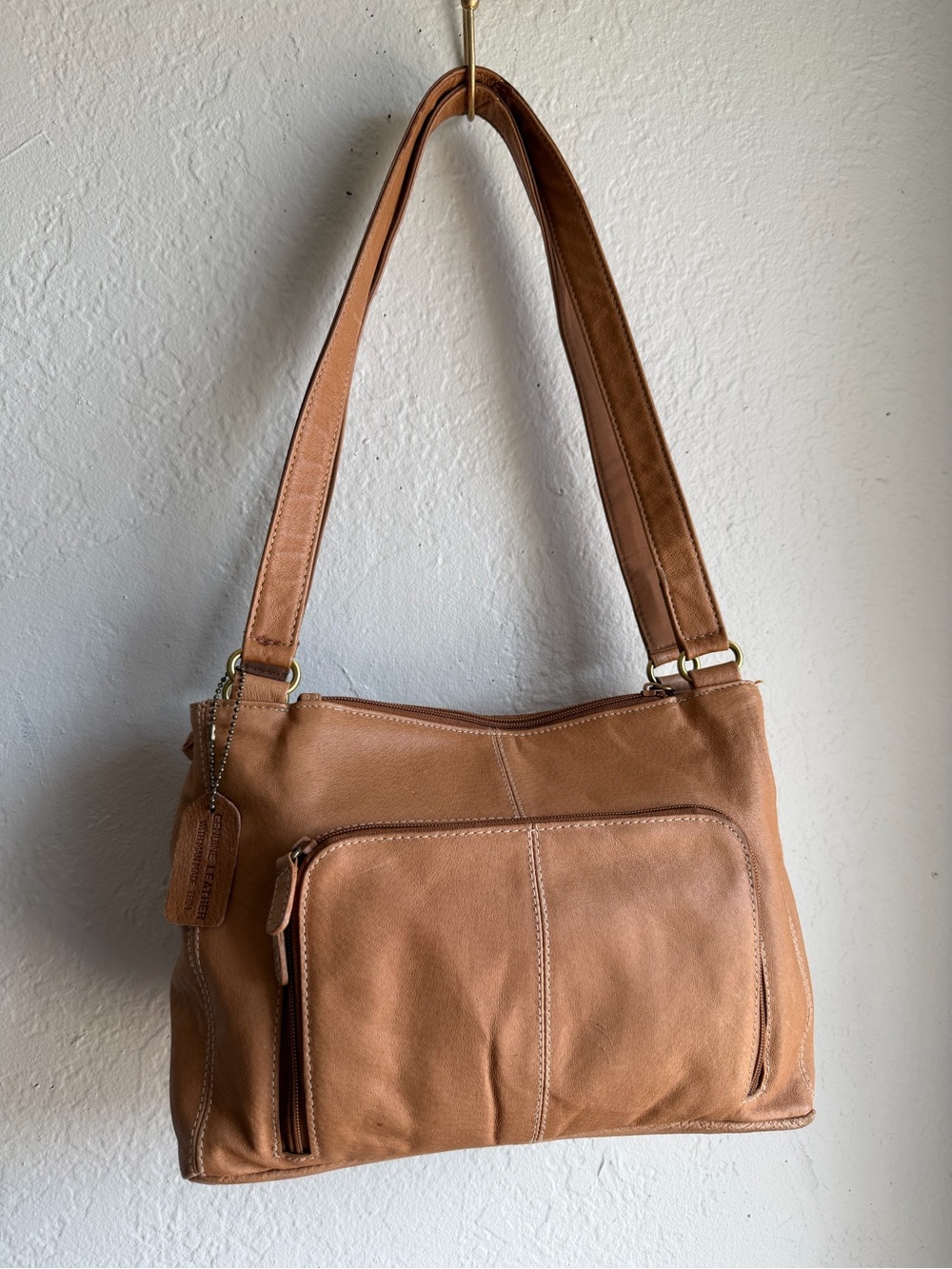 Vintage Cabin Creek Tan Leather Shoulder Bag - Picture 8 of 10